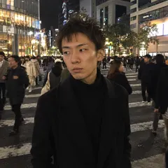 冷笑エリートタイプの顔 3